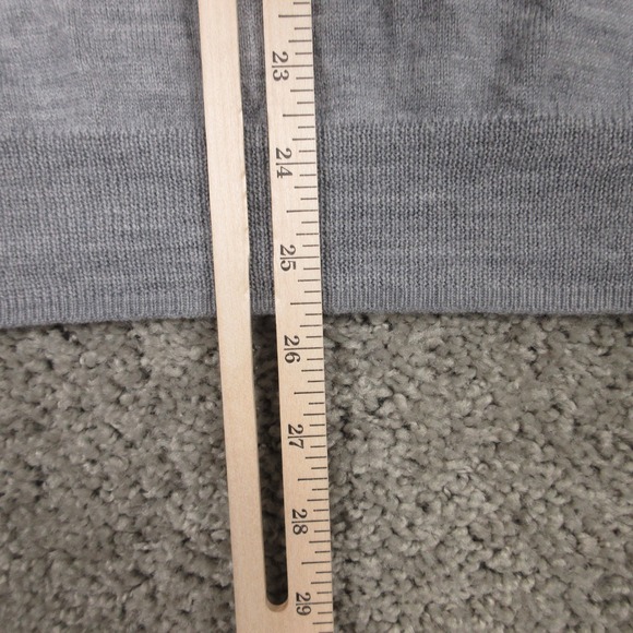 Bloomingdales Sweater Mens XL Gray Merino Wool V-Neck Pullover Knit Heather EUC - Picture 5 of 7